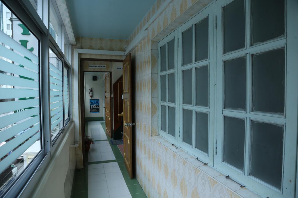 Beautyland Hotel II Янгон Екстер'єр фото