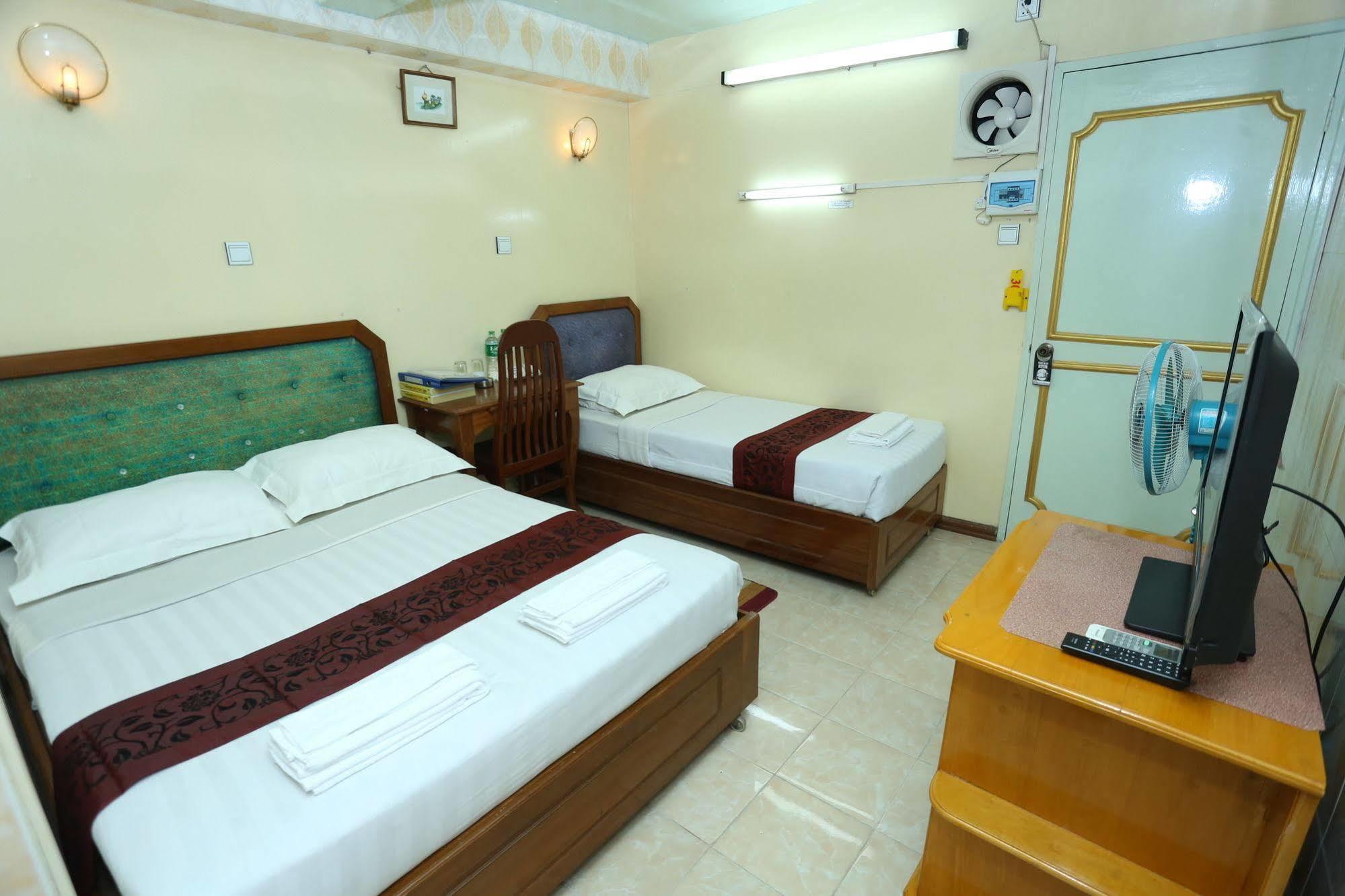 Beautyland Hotel II Янгон Екстер'єр фото