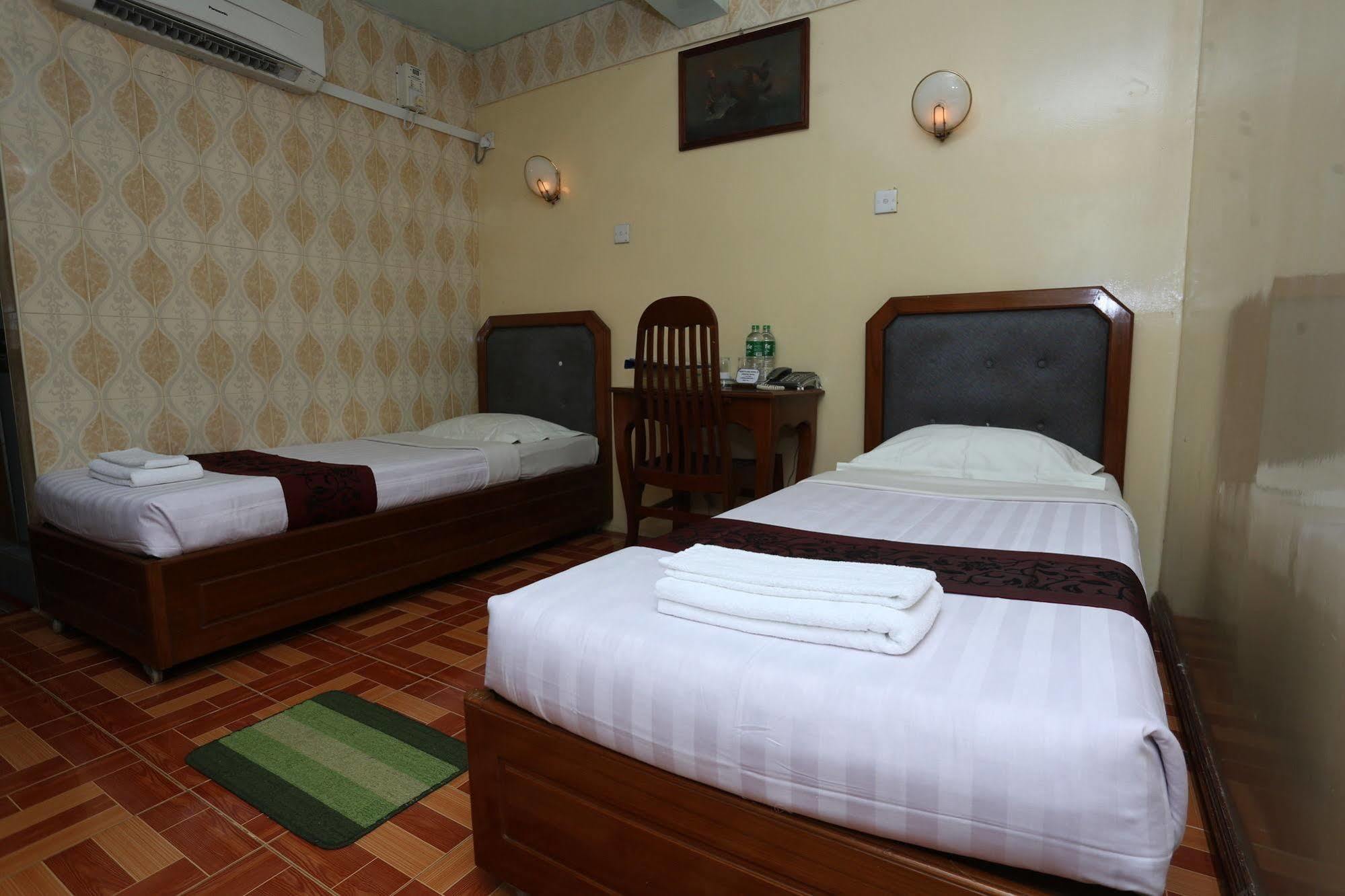 Beautyland Hotel II Янгон Екстер'єр фото