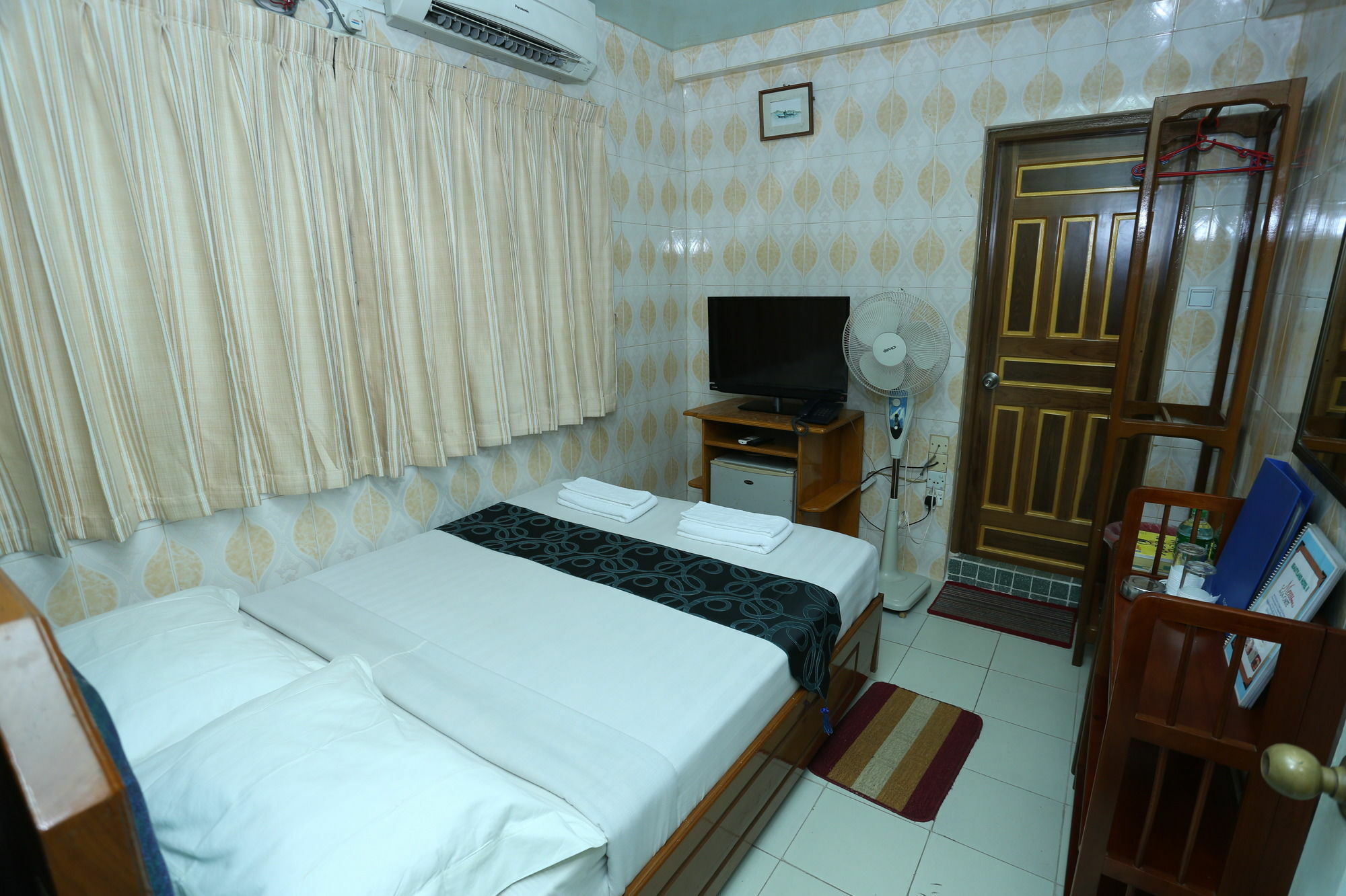 Beautyland Hotel II Янгон Екстер'єр фото